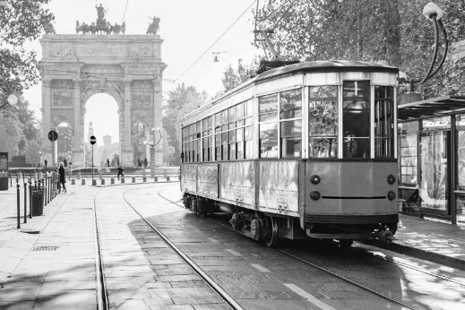rachelli-about-tram.jpg